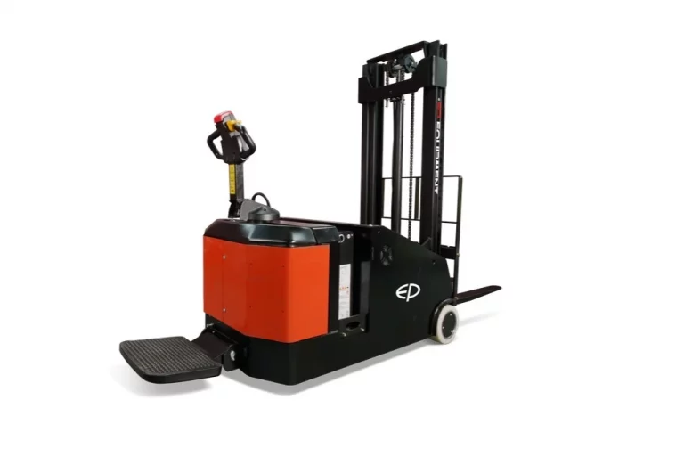 Фото 7 - Ричтрак EP Equipment ES15-15CS (LI-ION, 3F550, с платформой и поручнями).